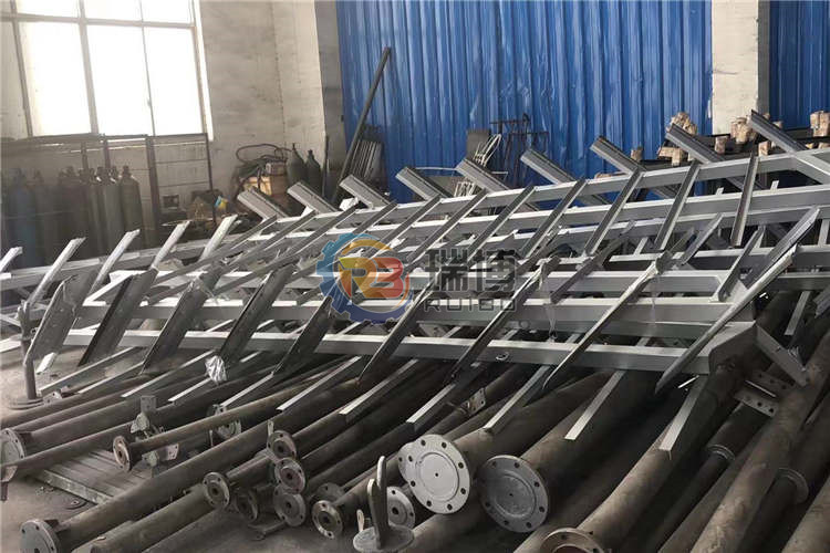 中心傳動(dòng)刮泥機(jī)